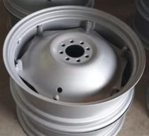 Massey Tractor Rear Wheel Rim Manufacturer Supplier from Muzaffarnagar ...