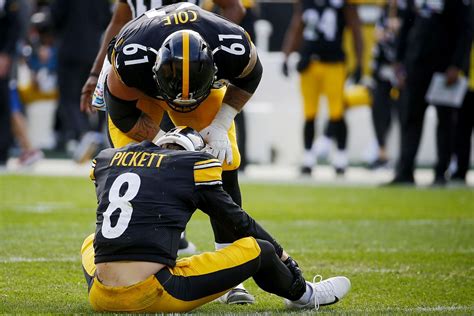 Kenny Pickett injury update: What happened to Steelers' starting QB?