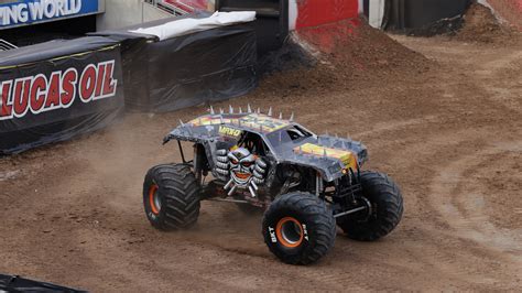 Maximum Destruction Monster Truck