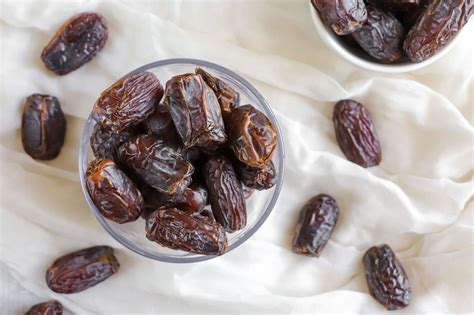 How To Eat Dates | 8 Ways to Enjoy Dates - The Produce Moms