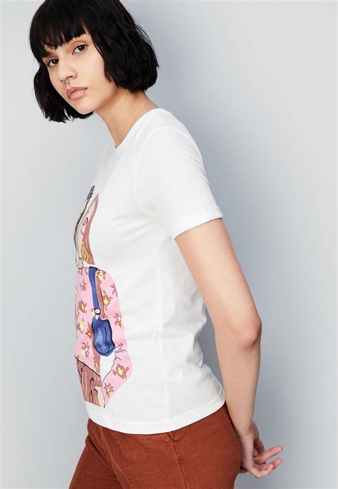 Buy Women Round Neck Graphic T-shirt Online at just Rs. 299.0 ...