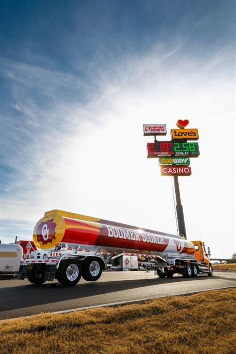 Love's Travel Stops & Country Stores Office Photos | Glassdoor