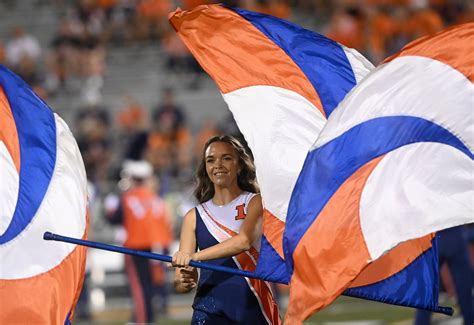 University of Illinois Fighting Illini Mascot Kingfisher Northwestern ...