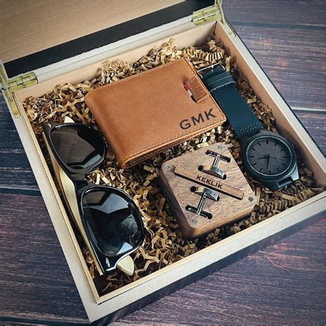 47 Best 2-Year (Cotton) Anniversary Gifts for Her - Groovy Groomsmen Gifts