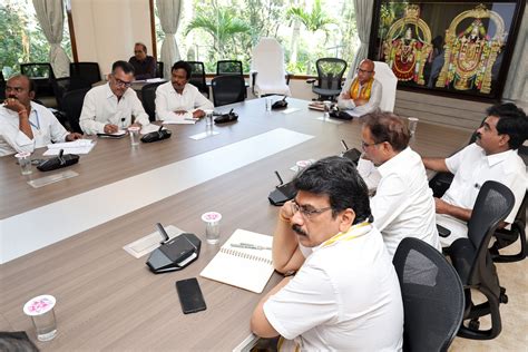 TTD Addl Eo Reviews on Various Pilgrim Feedback Mechanisms Parking APP ...