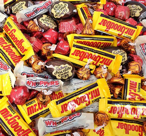 Chocolate Candy Assortment KISSES, HERSHEY'S Miniatures Bars, REESE'S ...