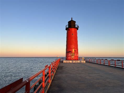 'Wisconsin Lighthouses' illuminates state maritime history - PBS Wisconsin
