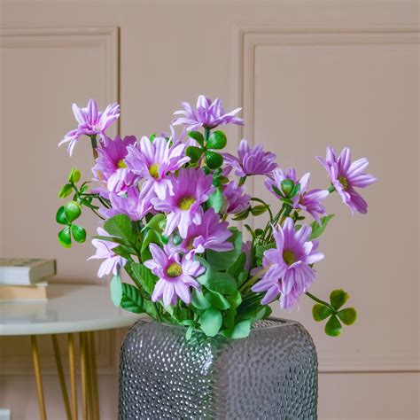 Daisy Flower Stem