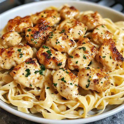 Garlic Butter Chicken Bites with Creamy Parmesan Pasta 🍗🧄 - Snack On Meat