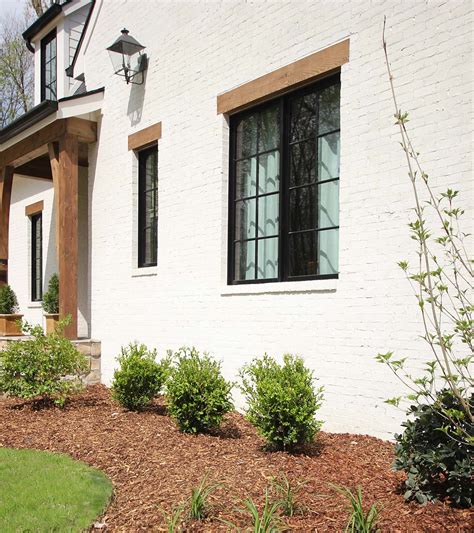 Choosing the Right Boxwood Shrub for Your Landscaping - Plank and Pillow