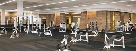 Miracle Mile Gym on Wilshire Blvd - Equinox Fitness Club