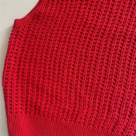 Minimuze Crochet Top-Bust 34 to 38 – Outdated