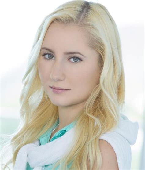 Odette Delacroix's Instagram, Twitter & Facebook on IDCrawl