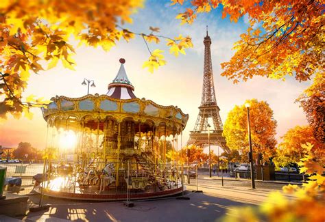 Paris in October: Weather, Fall Tips, And What to Expect - The Planet D