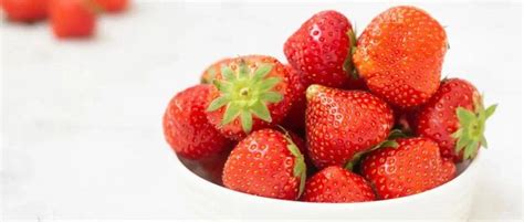 吃草莓会得出血热吗？与感冒怎么区分？如何预防？这些知识了解一下_老鼠_消毒_污染