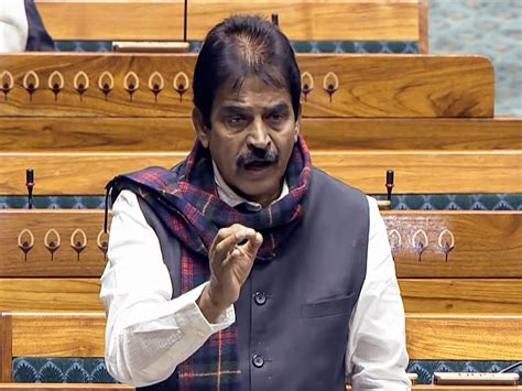 "Compromised PM handing our energy sovereignty": KC Venugopal blasts ...