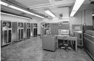 Supercomputers & Mainframes: Mainframe Computers