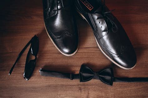 5 Best Men's Formal Shoes Every Man Should Have | Ivrah – IVRAH