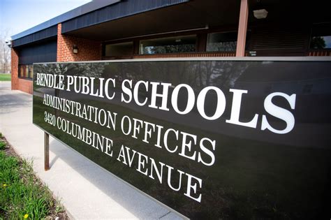 Bendle Public Schools agrees to 2-year contract with staff association ...