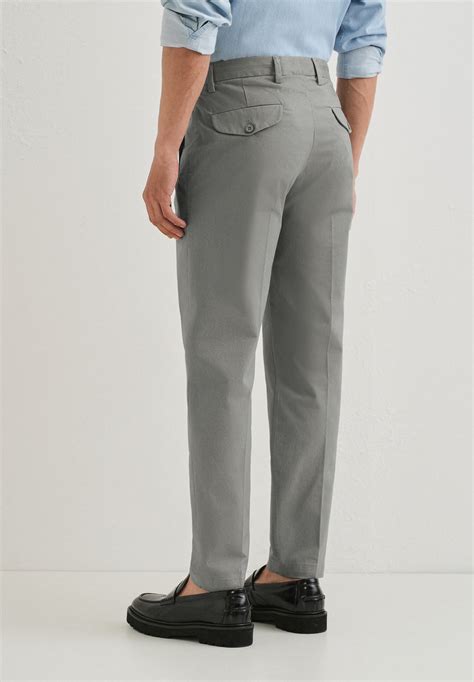 Buy Chinos for Men Online | Now Up to 40% Off | Banana Club