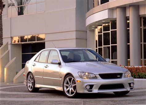 2001 Lexus IS 300