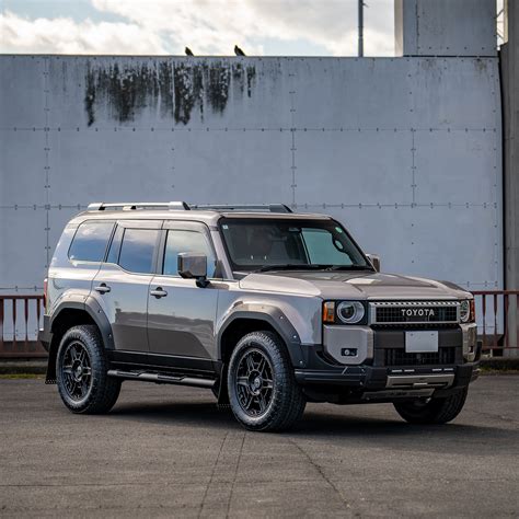 ランドクルーザー250に、HREホイール、電動サイドステップ、IGLAセキュリティ装着！！