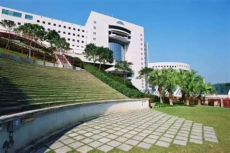 大学之大见证湾区之大！香港科技大学（广州）9月1日开学_南方plus_南方+