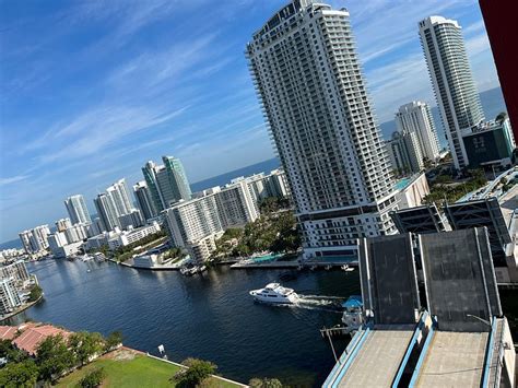 BEACH WALK RESORT LUX APARTMENT (Hallandale Beach) - Apartment Reviews ...