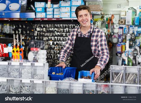 210 imágenes de Ferretería mostrador - Imágenes, fotos y vectores de ...