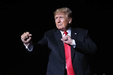 Vídeo | El “cuanto peor, mejor” de Trump: ¿por qué su popularidad no ...