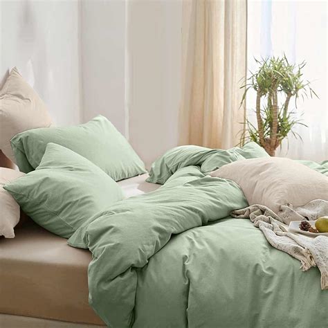Amazon.com: ETDIFFE Sage Green Queen Size Comforter, 3 Piece Soft ...