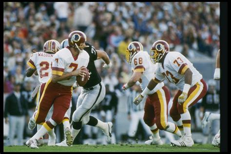 Step back in time: What have past Super Bowls in Tampa looked like?