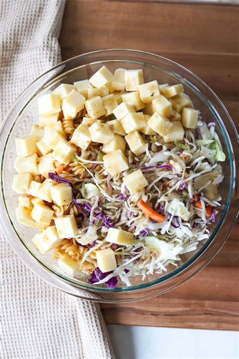 4 Ingredient Pasta Salad (Easy & High Protein)