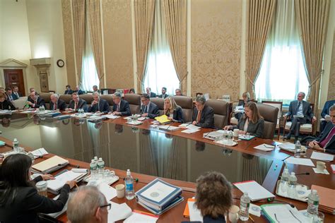 US FOMC Meeting Minutes: Why Traders Treat It Like a Second Rate Decis ...