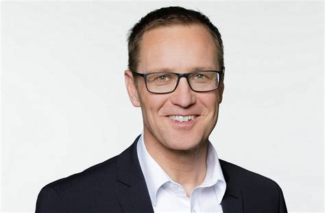 Kühne will Bezahlung in der Pflege angleichen » CARE INVEST