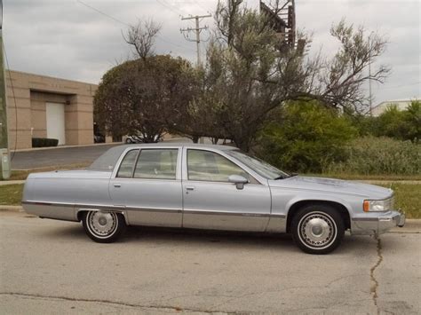 1994 Cadillac Fleetwood | Midwest Car Exchange