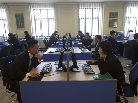 North Korea Computer Lab 的图像结果