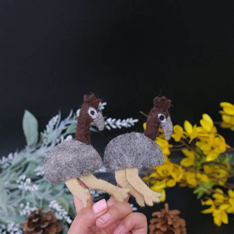 Bird Puppet 的图像结果