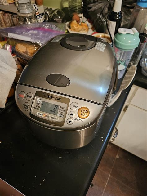 The Uncle Roger Approved rice cooker is no joke : r/UncleRoger