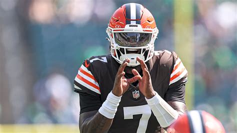 Ravens Sign QB Tyler Huntley To Active Roster | Yardbarker