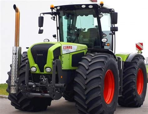 104.125 Euro: Claas Xerion 3300 Trac VC | agrarheute.com
