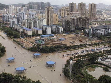 Extreme Weather Types 的图像结果