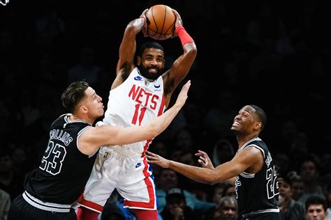 Nets, Kyrie Irving extend winning streak after victory vs Spurs