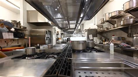 Commercial Kitchen 4K 的图像结果