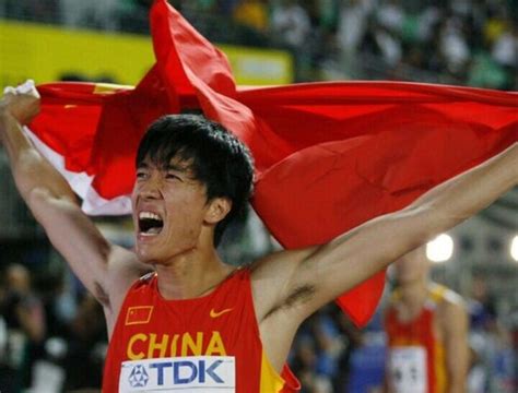 新中国体育十大成就！奥运会0突破，女排五连冠，男足进世界杯_亚军