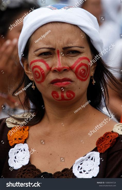 Colombia 2015 Parade Colombian Indigenous Ethnic Foto de stock ...