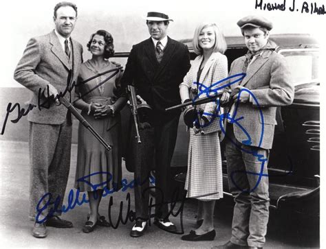BONNIE AND CLYDE CAST BEATTY HACKMAN DUNAWAY SIGNED ORIGINAL AUTOGRAPH ...