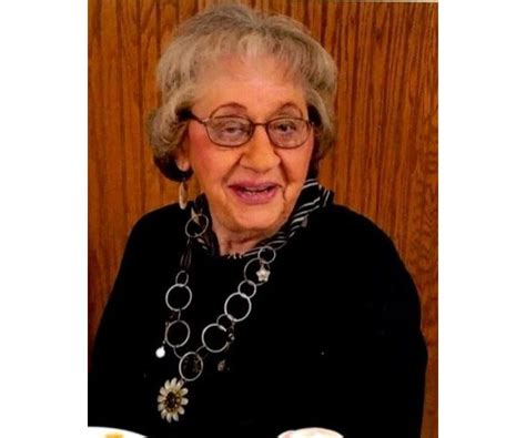 Estelle Fowler Obituary (2025) - Philadelphia, MS - McClain-Hays ...