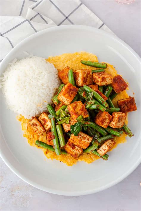 Pad Prik Khing Tofu | Thai Caliente