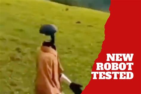 Boston Marathon gives us an special and human moment as a runner was ...